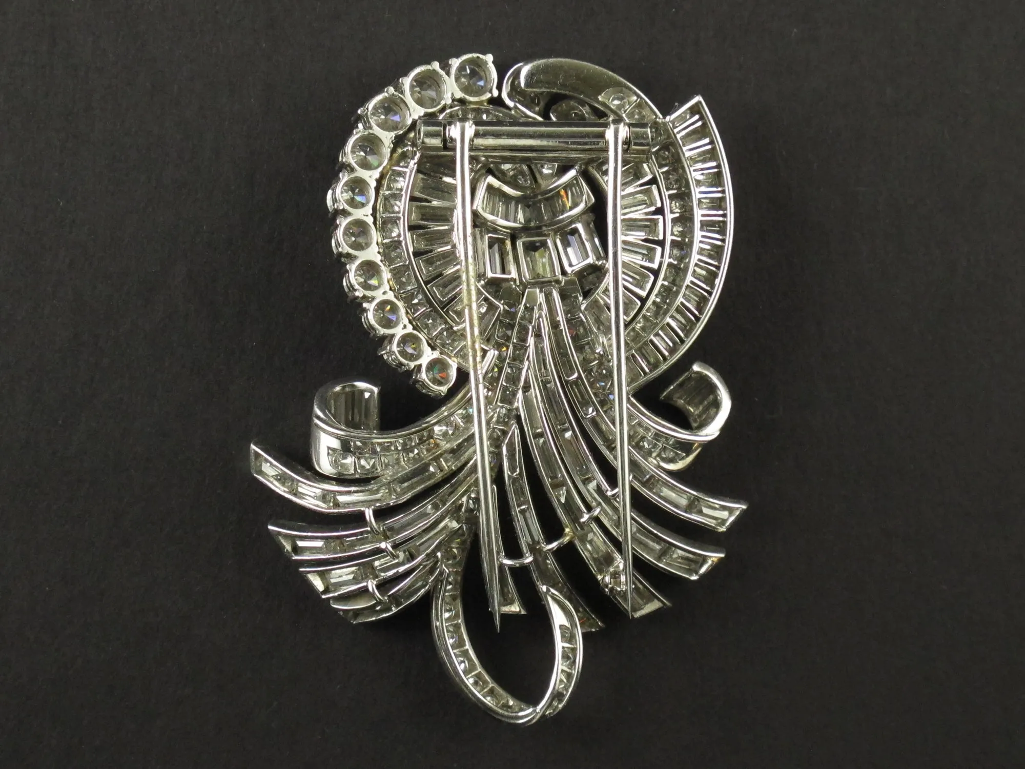 An Art Déco platinum and diamond brooch