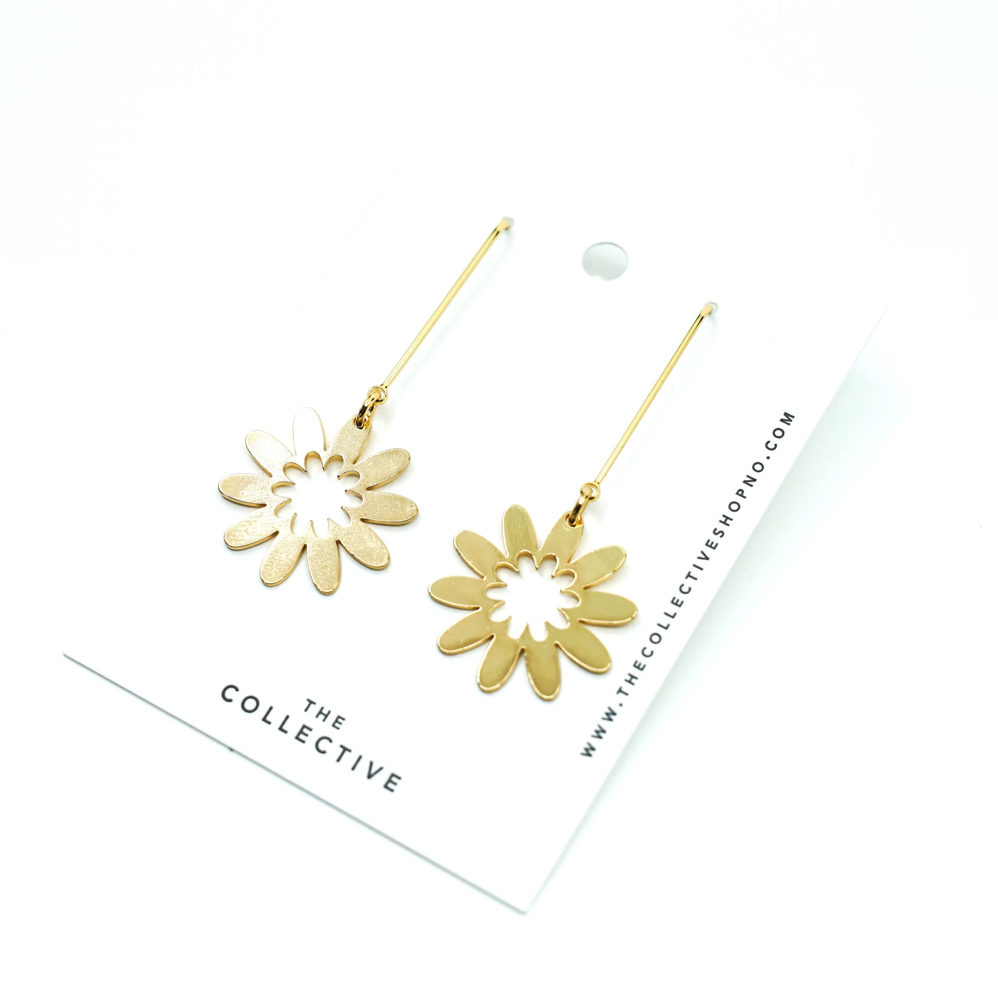 Christa - Modern Flower Dangle Earrings