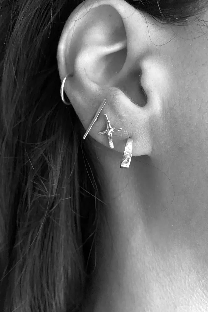 Criss Cross Stud | Silver