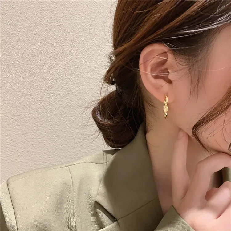 Fashion Statement Earrings 2021 New Geometric Matte Gold earrings For Women Hanging Dangle Earrings Drop Earring modern Jewelry