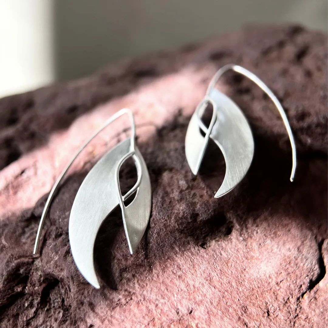 Modern Matt Wishbone Earrings