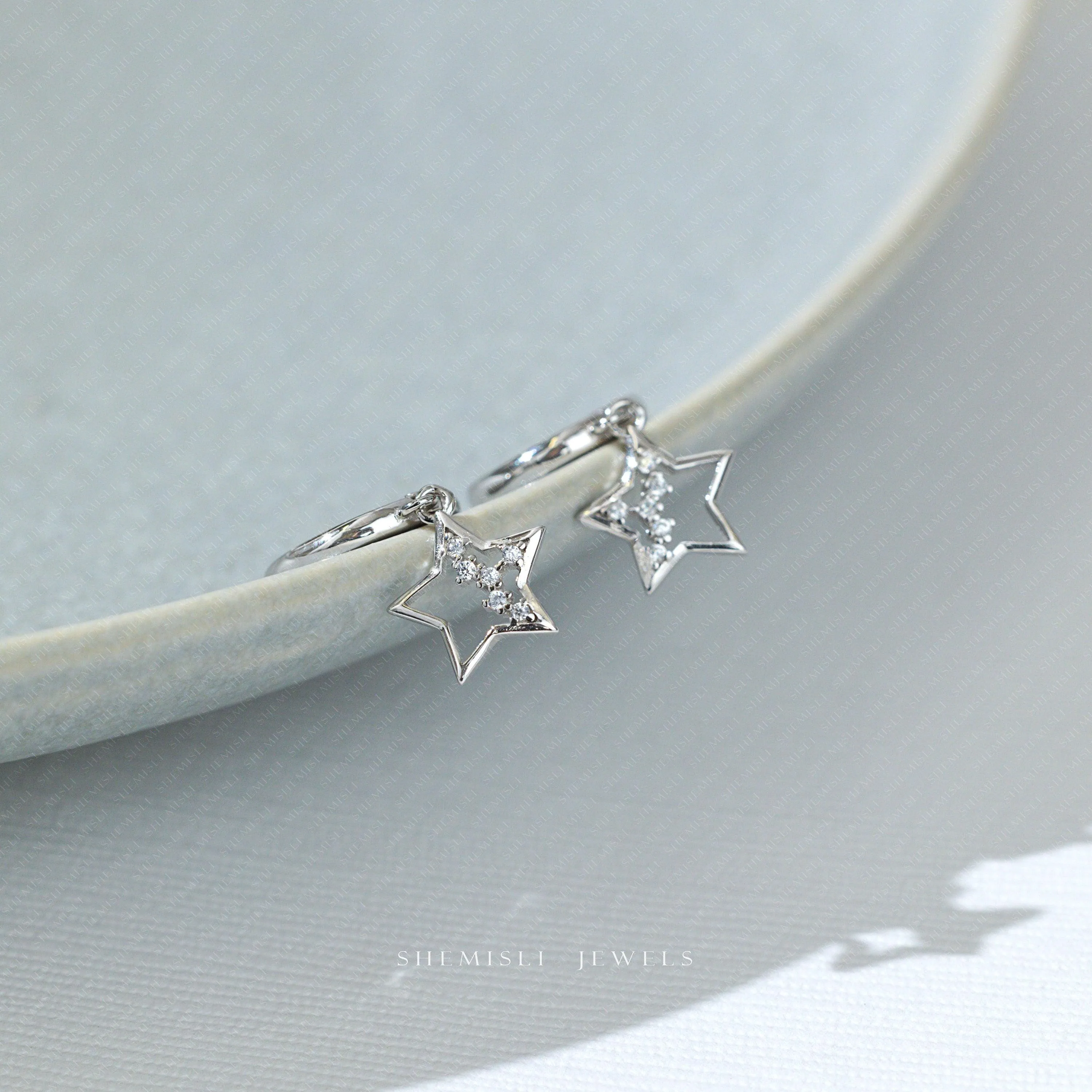 Twinkle Star Hoop Earrings, Open 5 Point Star Drop Huggies, Gold, Silver SHEMISLI - SH484 LR