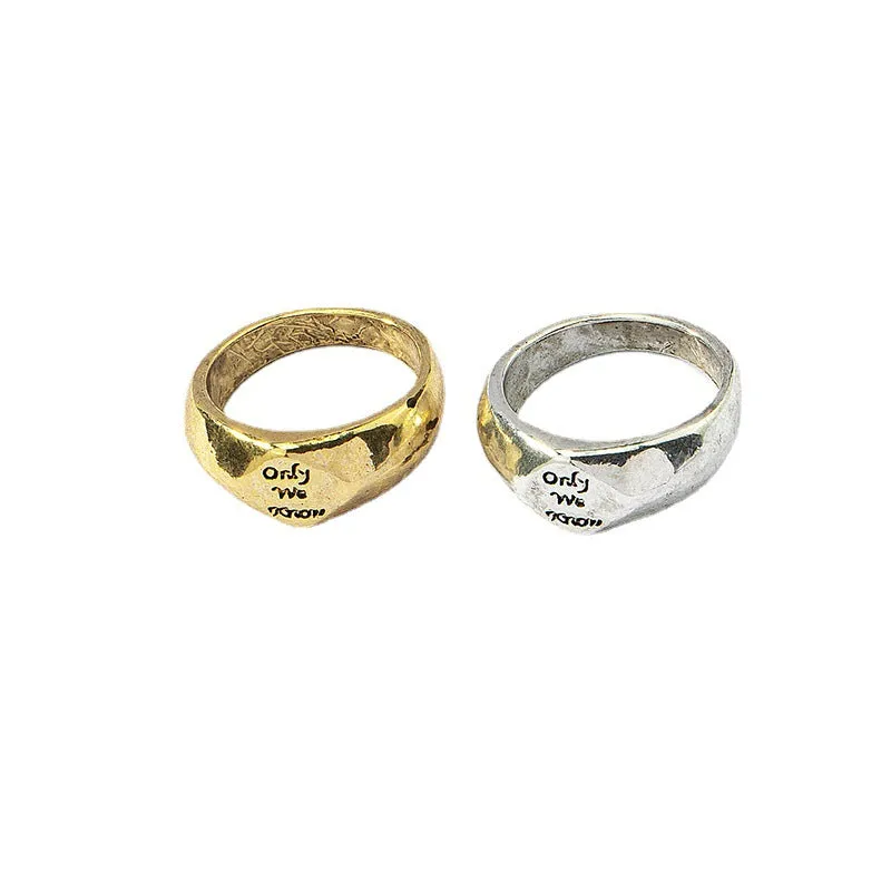 Vintage Charm Couples Rings with Unique Cross-Border English Design